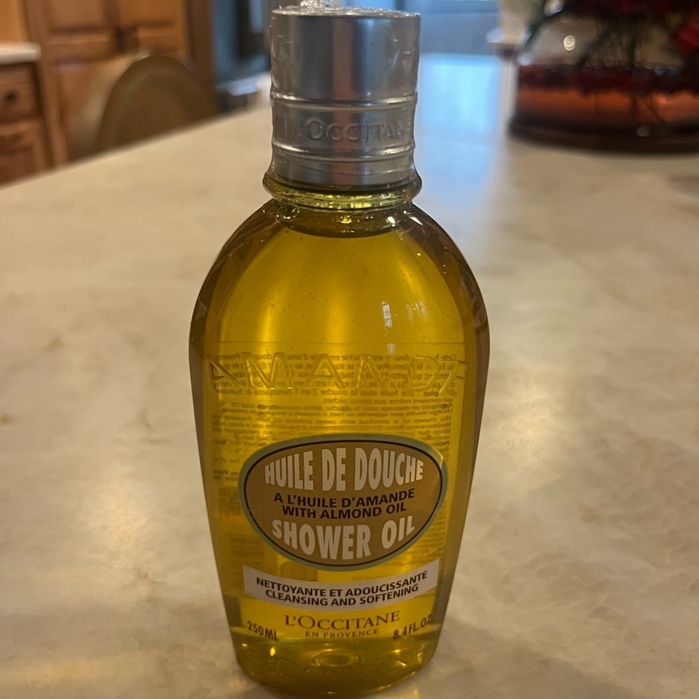Armande shower oil